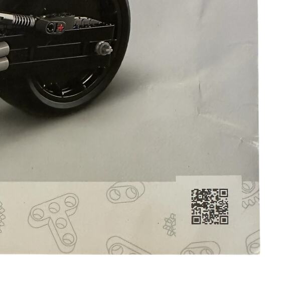 Lego Technic Batman Motorcycle Lego Manual 42155 Retired - Picture 4 of 8